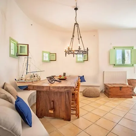 Luxury Estate Plaka Naxos City