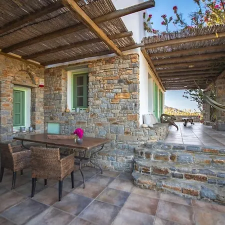 Luxury Estate Plaka וילה *